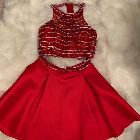 Dresses & Skirts - 2 piece set Dresses & Skirts - 2 piece set